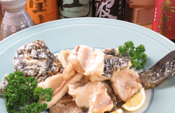 宝塚にあるお店では上質なお鮨をカウンターでお楽しみいただけます